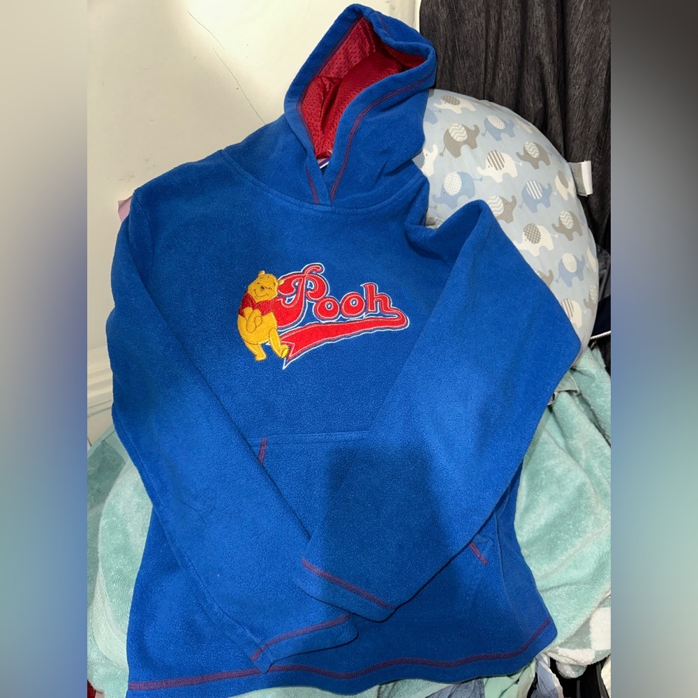 Vintage Pooh sweater
